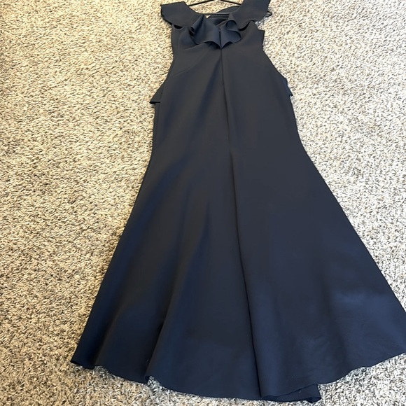 Jessica Howard Ruffled V Neck Navy 
Scuba Gown Size 4P - Picture 3 of 14